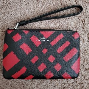 NWT Coach Small Wristlet